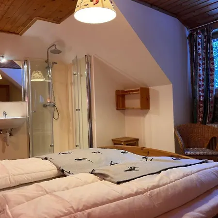 Knaushof - Rmu200 By Interhome *